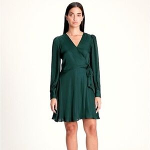 *Last Chance* Banana Republic Satin Puff Sleeve Wrap Dress